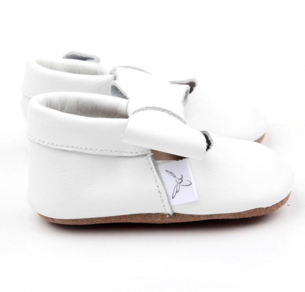 White Bow Moccasin